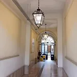 La Casa Dei Papi 71 *